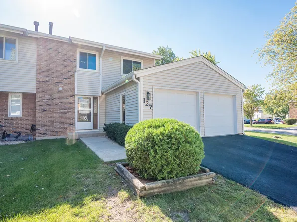 127 Jerome Ln, Bolingbrook, IL 60440