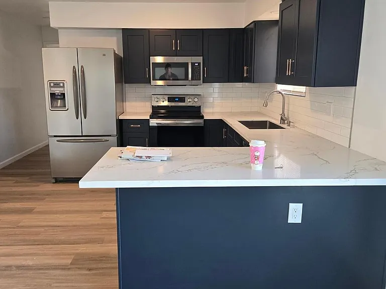 620 E Broadway Ln — Photo 3