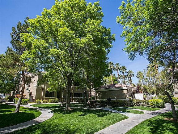 3rd image of 2121 E Warm Springs Rd #B05-1032
