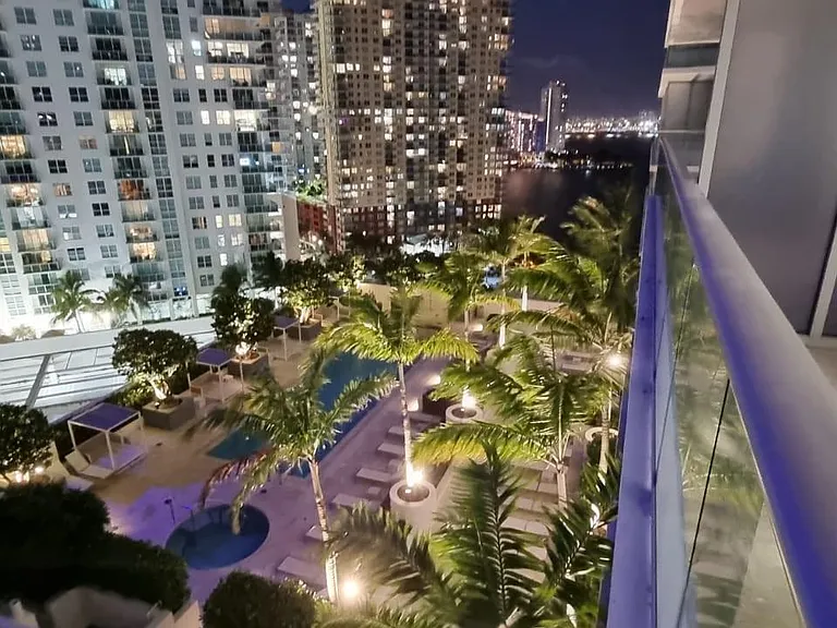 1300 Brickell Bay Dr #1701 — Photo 10