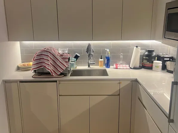 1790 3rd Avenue image 5 of 17