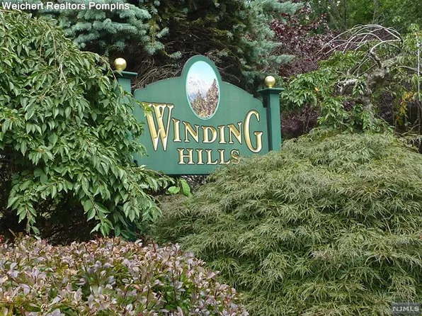 100 Pierson Miller Dr APT E17, Pompton Lakes, NJ 07442