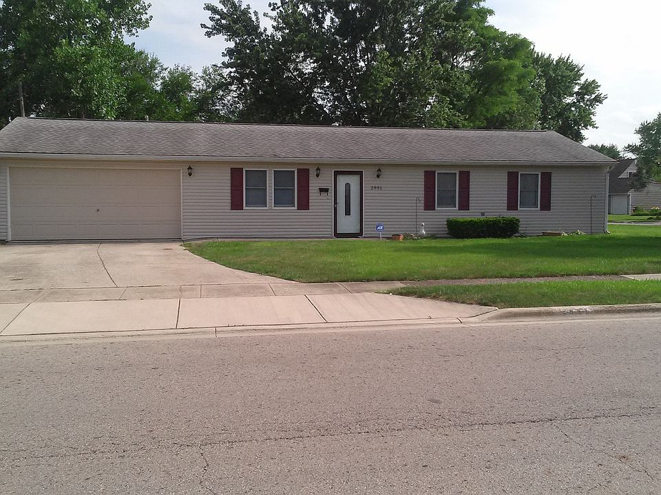 1st image of 2991 Louise Ave