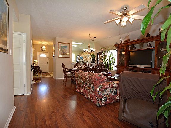 4th image of 12255 Lavon Dr