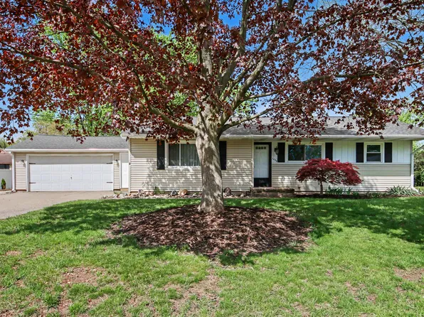 7439 Glendora Ave, Jenison, MI 49428