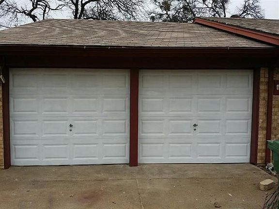 3rd image of 128 Oakhurst Dr