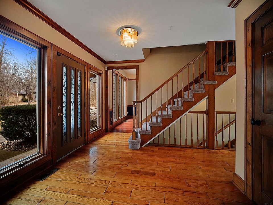 1927 S Hadley Rd, Fort Wayne, IN 46804 Zillow