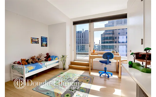 Sold by Douglas Elliman | media 20