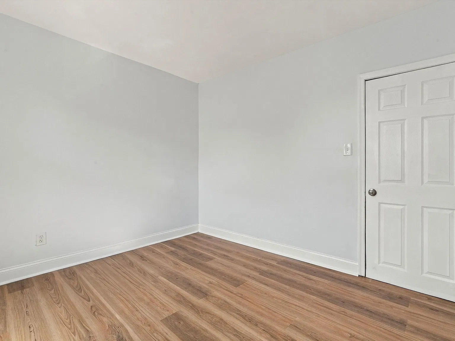 3 bed, $1,675 — Photo 4