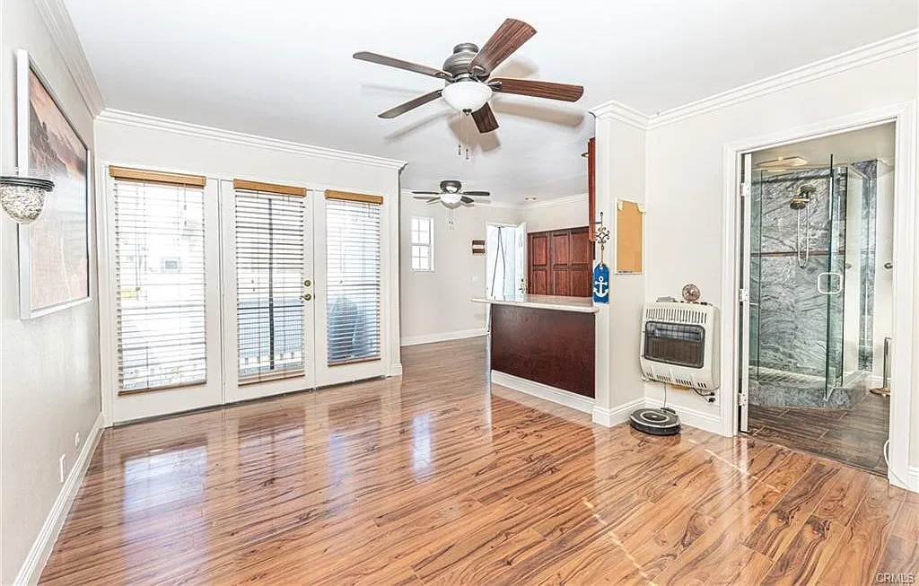 Studio, 425 sqft, $2,850 — Photo 1