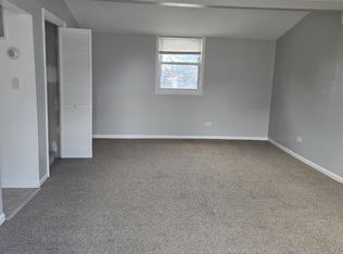 101 Hyde Park Ave APT 2, Bellwood, IL
