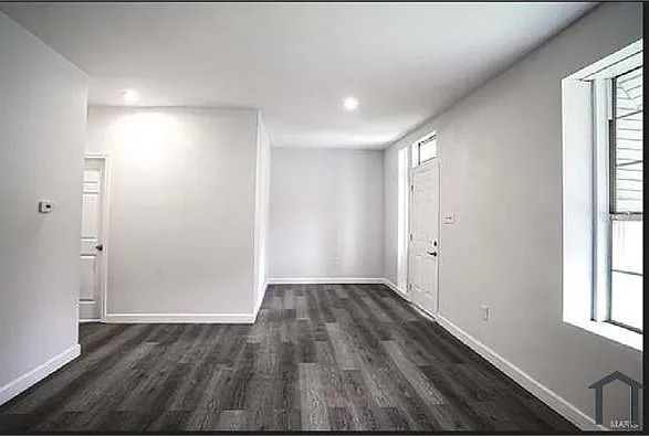 4009 N Taylor Ave — Photo 3