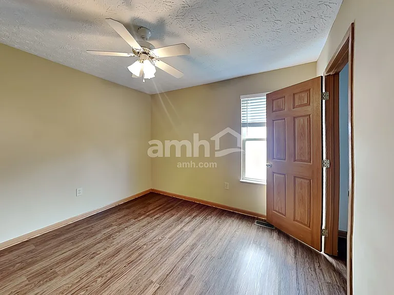 438 Rothgate Dr — Photo 16