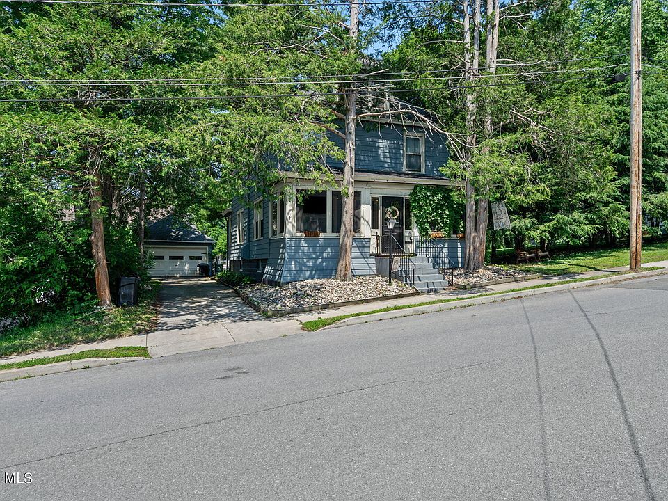 1st image of 36 Henrietta Street