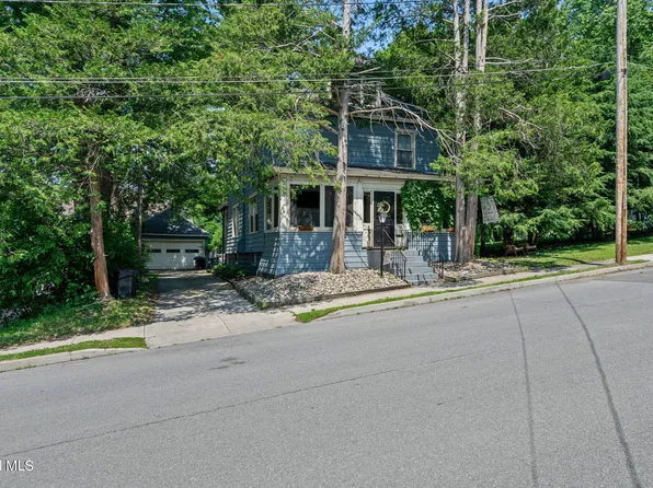 36 Henrietta Street, Amsterdam, NY 12010