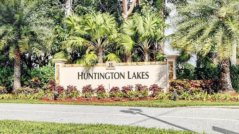 1st image of 7267 Huntington Lane #304