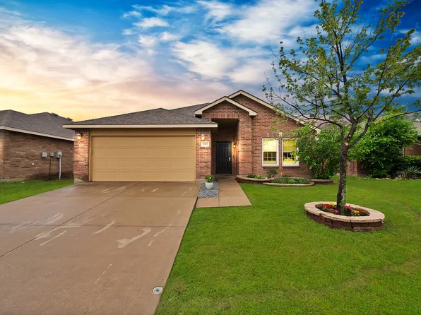 5705 Talons Crest Cir, Fort Worth, TX 76179