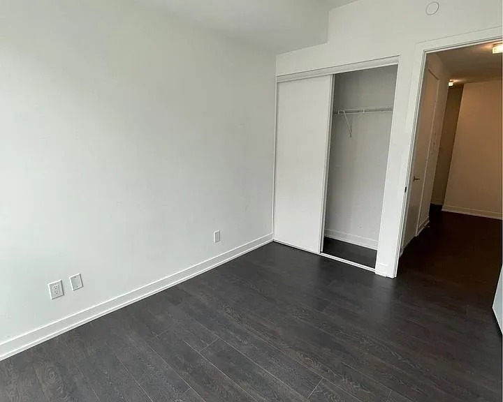 180 Veterans Dr #209 — Photo 10