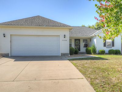 1500 Kent Dr, Webb City, MO, 64870
