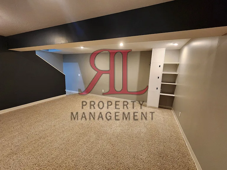 6716 Bethany Dr — Photo 30