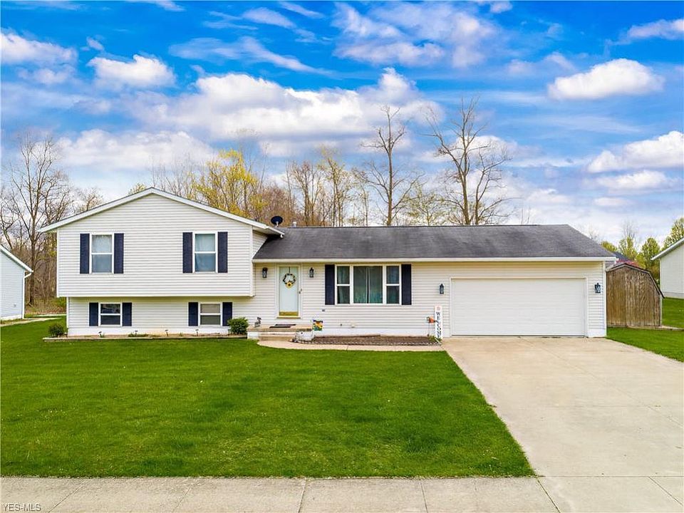 1st image of 42 High Point Dr