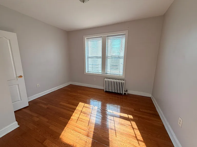 134 Corbin Ave #44E — Photo 2