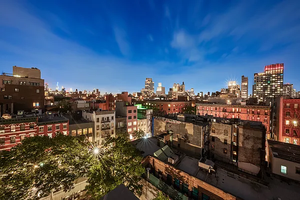 Sold by Douglas Elliman | media 19