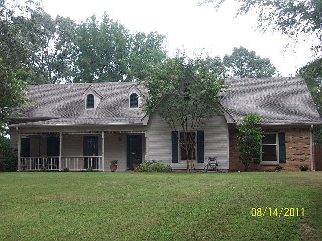 1st image of 204 Rachelle Dr