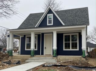 201 N 6th St, Midlothian, TX 76065