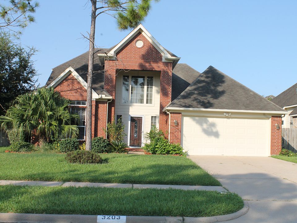 1st image of 3203 Edgewood Dr