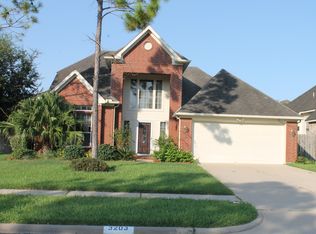 3203 Edgewood Dr, Pearland, TX 77584