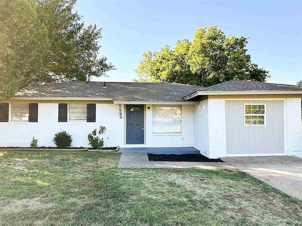 1st image of 5704 NW Ash Ave