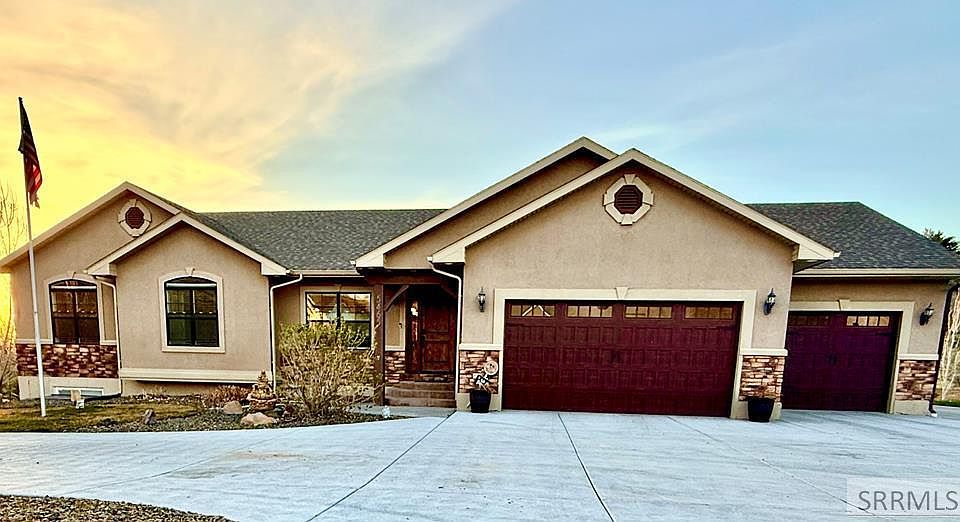 1st image of 5465 Rio Seco Dr