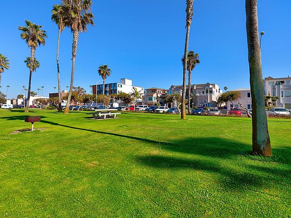 5th image of 2990 Mission Blvd #101