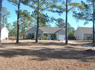 107 Boysenberry Fields Rd, Maple Hill, NC 28454