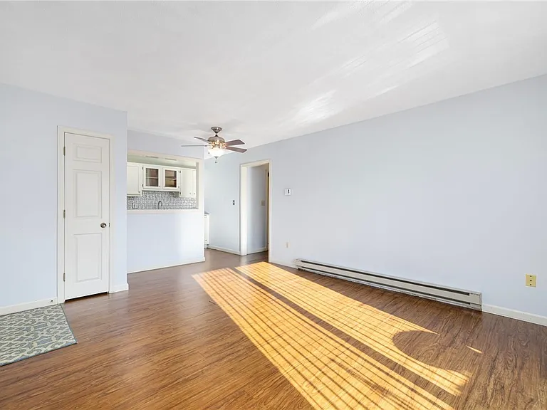 200 Manville Hill Rd #F131 — Photo 7