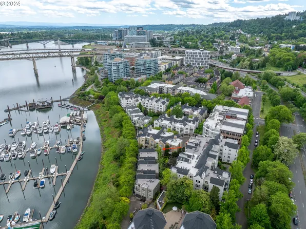1630 S Harbor Way Unit 306, Portland, OR 97201