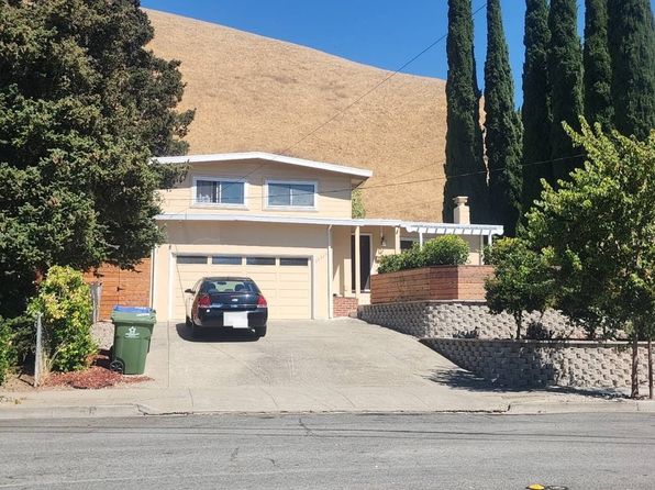 38526 Canyon Heights Dr