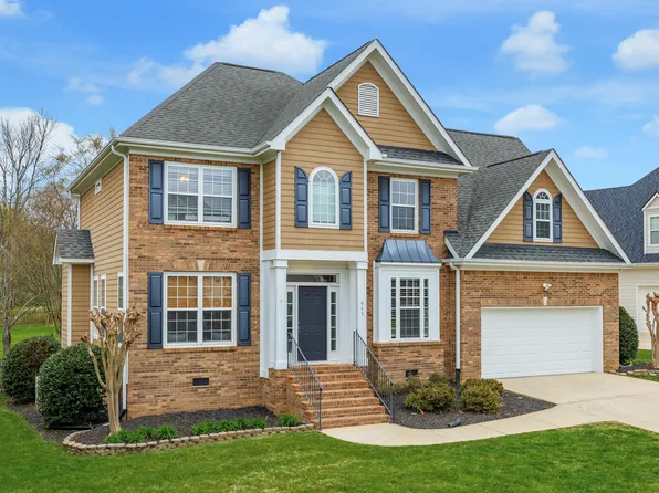 943 Cattails Dr, Ooltewah, TN 37363