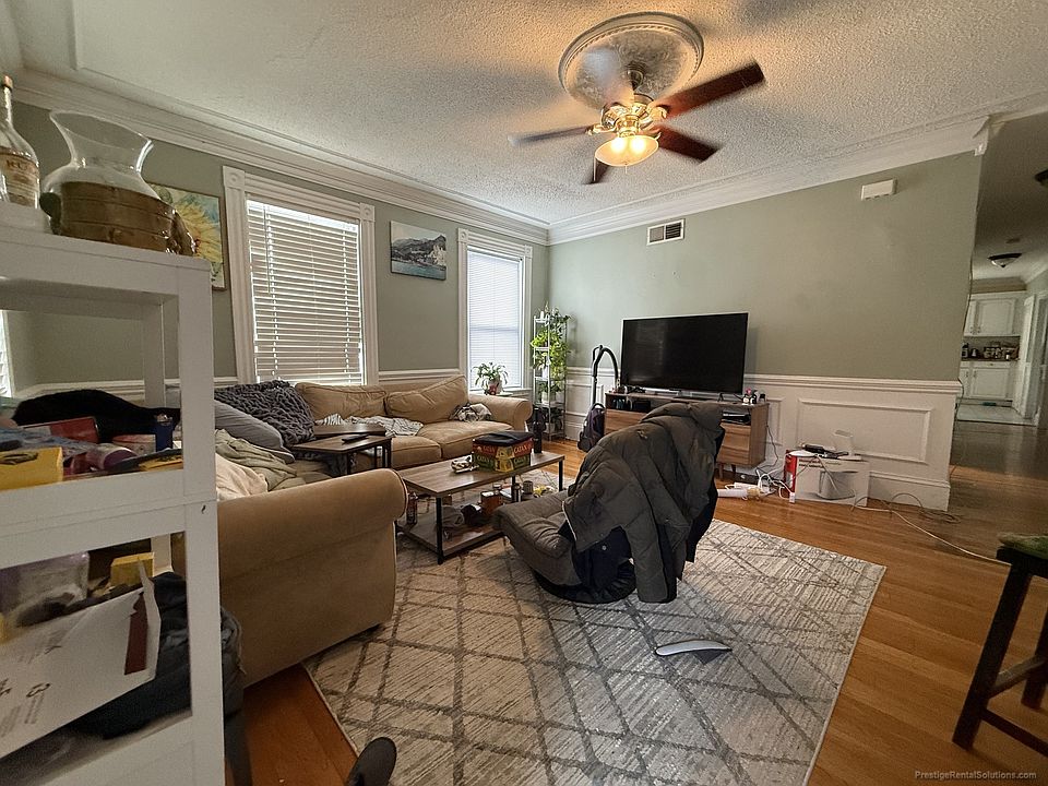 1st image of 59 Riverdale St #4