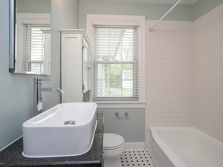 611 Shady Ln — Photo 26