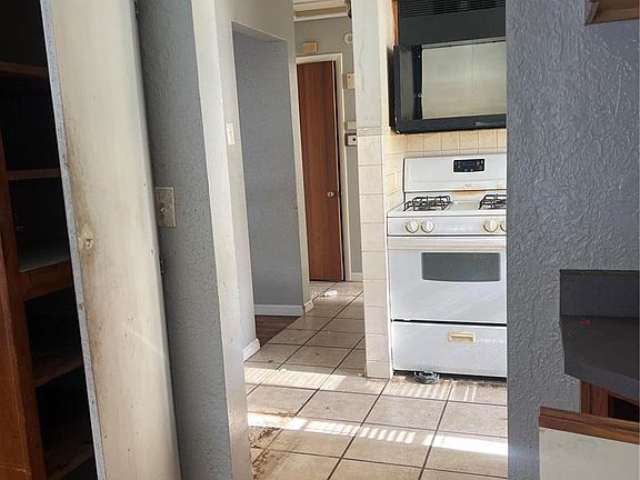 4th image of 8520 Kathlyn Dr