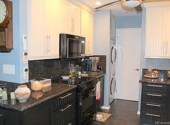 3rd image of 99-306 Mananai Pl #4-A
