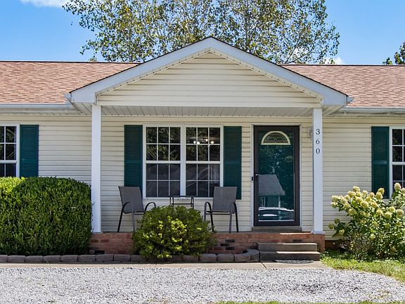 3rd image of 360 Lafayette Point Cir