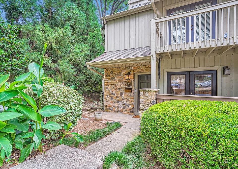 1st image of 1285 Druid Knoll Dr
