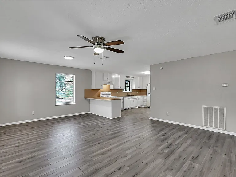 29806 Lazy Ln — Photo 8