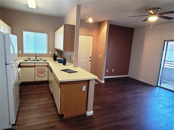 4th image of 5751 E Hacienda Ave Unit 260