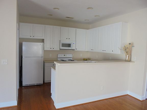 5th image of 1644 Honeybee Ln