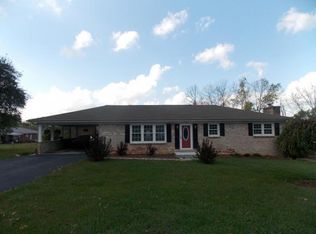 20 Spring Valley Rd, Bristol, VA 24201