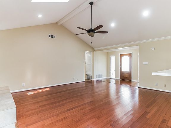 4th image of 4809 Gerona Dr